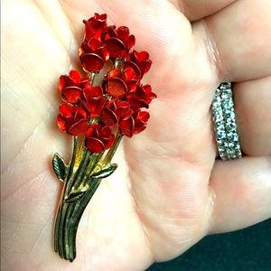 VINTAGE DOZEN RED ROSES BROOCH MARKED DM 97
